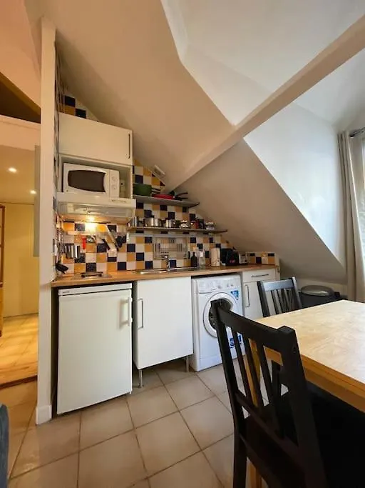 Cosy Appartement Place Des Abbesses-Sacre-Coeur ! Paris 0*,